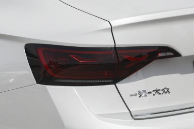2025款 改款二 300TSI DSG卓越版-外观-图片-有驾
