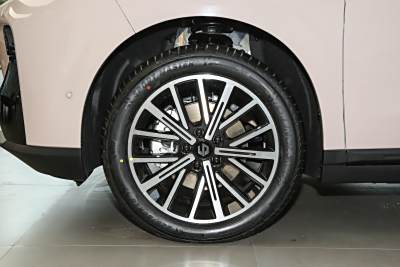 2025款 600激光雷达版-外观-图片-有驾