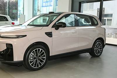 2025款 600激光雷达版-外观-图片-有驾