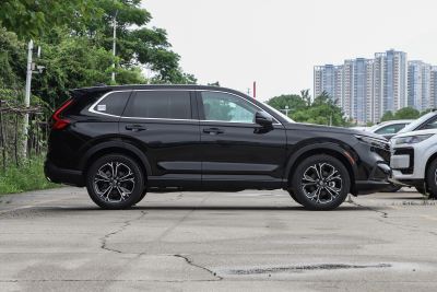 2024款 240TURBO 四驱尊耀版 5座-外观-图片-有驾