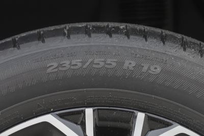 2024款 240TURBO 四驱尊耀版 5座-外观-图片-有驾