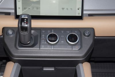 2025款 110 3.0T P400 X-内饰-图片-有驾