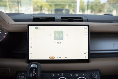 2025款 110 3.0T P400 X-内饰-图片-有驾