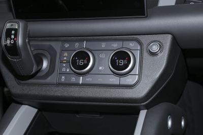 2025款 110 3.0T P400 X-内饰-图片-有驾