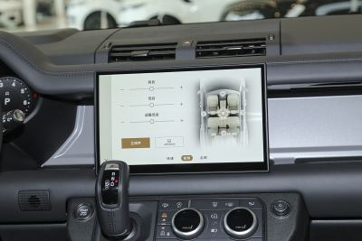 2025款 110 3.0T P400 X-内饰-图片-有驾
