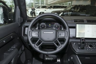 2025款 110 3.0T P400 X-内饰-图片-有驾