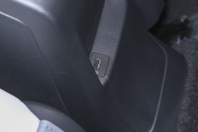 2023款 第二代 1.5T 旗舰型-内饰-图片-有驾