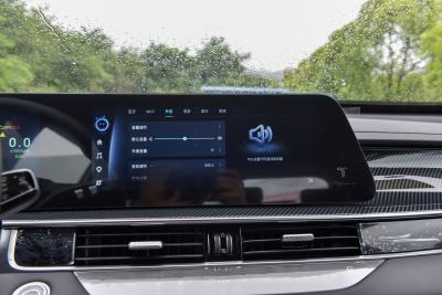 2025款 1.5T CVT豪华型-内饰-图片-有驾