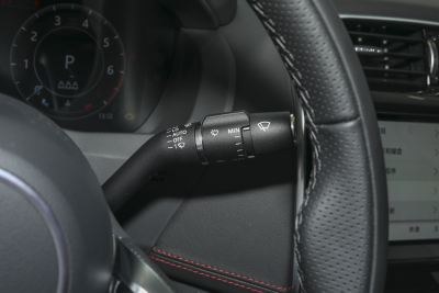 2025款 2.0T 250PS R-DYNAMIC 90周年典藏版-内饰-图片-有驾