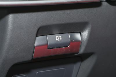 2025款 2.0T 250PS R-DYNAMIC 90周年典藏版-内饰-图片-有驾