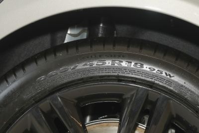 2025款 2.0T 250PS R-DYNAMIC 90周年典藏版-外观-图片-有驾