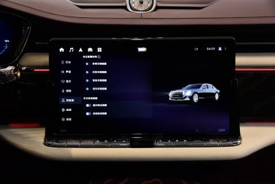 2024款 4.0T V8版-内饰-图片-有驾