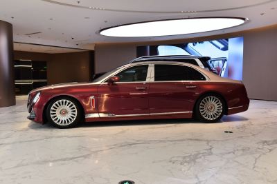 2024款 4.0T V8版-外观-图片-有驾