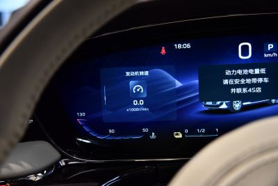 2024款 4.0T V8版-内饰-图片-有驾