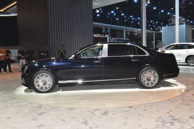 2024款 4.0T V8版-外观-图片-有驾
