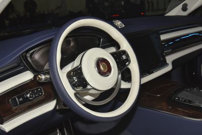 2024款 4.0T V8版-内饰-图片-有驾