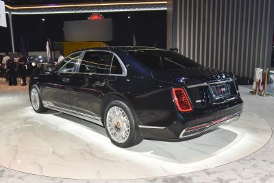 2024款 4.0T V8版-外观-图片-有驾
