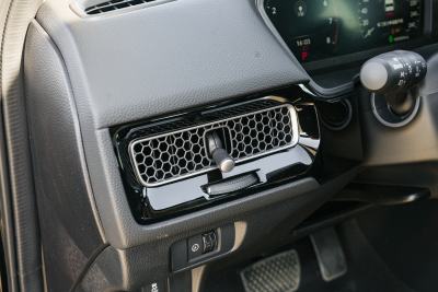 2025款 240TURBO CVT科技版-内饰-图片-有驾