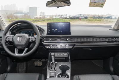2025款 240TURBO CVT科技版-内饰-图片-有驾