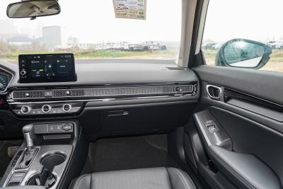 2025款 240TURBO CVT科技版-内饰-图片-有驾