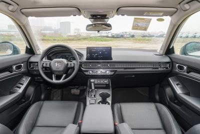 2025款 240TURBO CVT科技版-内饰-图片-有驾