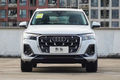 2025款 55 TFSI quattro S line运动型-外观-图片-有驾
