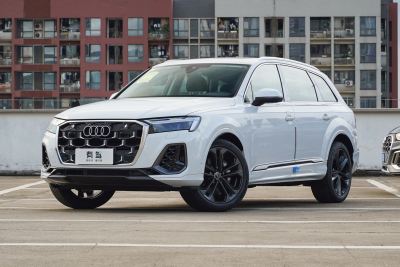2025款 55 TFSI quattro S line运动型-外观-图片-有驾