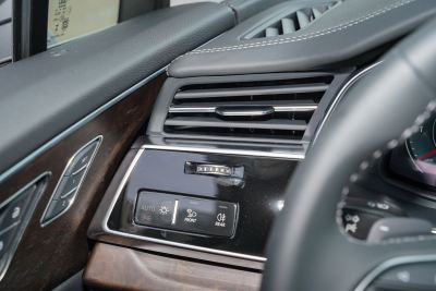 2025款 55 TFSI quattro S line运动型-内饰-图片-有驾