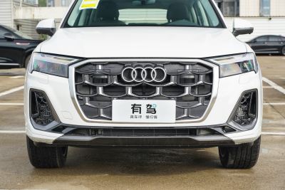 2025款 55 TFSI quattro S line运动型-外观-图片-有驾