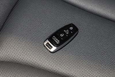 2025款 55 TFSI quattro S line运动型-内饰-图片-有驾