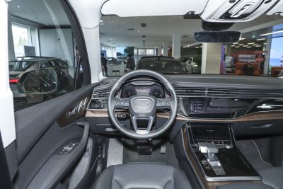 2025款 55 TFSI quattro S line运动型-内饰-图片-有驾