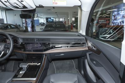 2025款 55 TFSI quattro S line运动型-内饰-图片-有驾