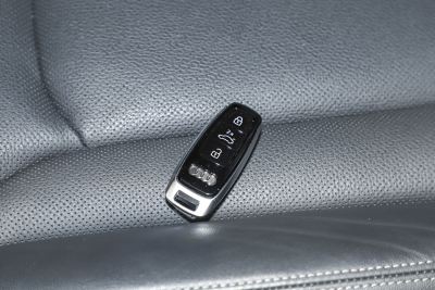 2025款 55 TFSI quattro S line运动型-内饰-图片-有驾