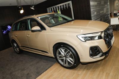 2025款 55 TFSI quattro S line运动型-外观-图片-有驾