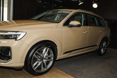 2025款 55 TFSI quattro S line运动型-外观-图片-有驾