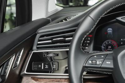 2025款 55 TFSI quattro S line运动型-内饰-图片-有驾