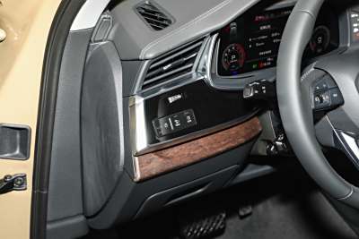 2025款 55 TFSI quattro S line运动型-内饰-图片-有驾