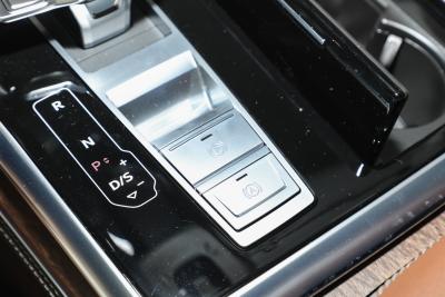 2025款 55 TFSI quattro S line运动型-内饰-图片-有驾