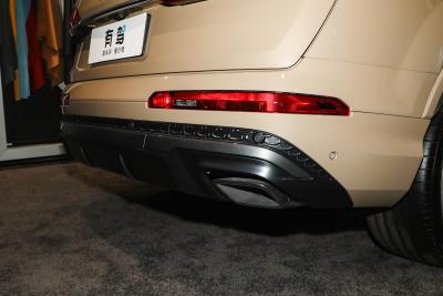 2025款 55 TFSI quattro S line运动型-外观-图片-有驾