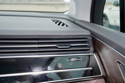 2025款 55 TFSI quattro S line运动型-内饰-图片-有驾