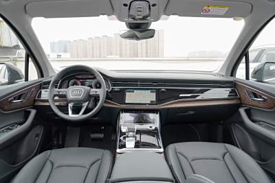 2025款 55 TFSI quattro S line运动型-内饰-图片-有驾