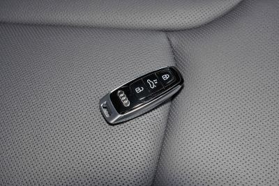 2025款 55 TFSI quattro S line运动型-内饰-图片-有驾