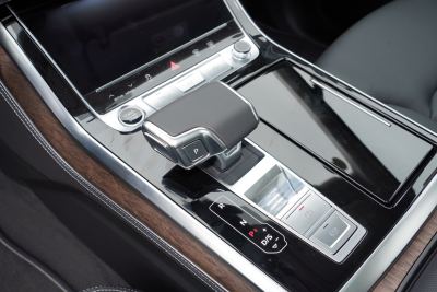 2025款 55 TFSI quattro S line运动型-内饰-图片-有驾