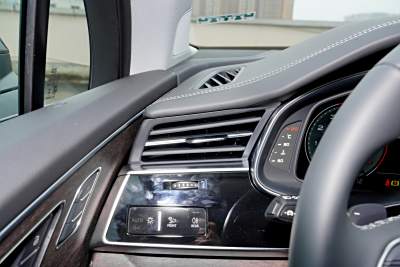 2025款 55 TFSI quattro S line运动型-内饰-图片-有驾