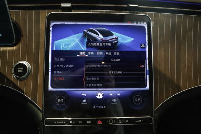 2025款 500 4MATIC 先锋版-内饰-图片-有驾