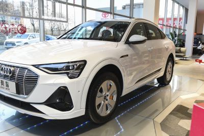 2022款 Sportback 55 quattro 豪华型-外观-图片-有驾