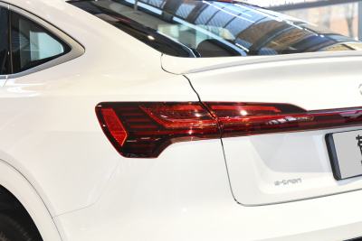 2022款 Sportback 55 quattro 豪华型-外观-图片-有驾