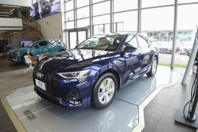 2022款 Sportback 55 quattro 豪华型-外观-图片-有驾