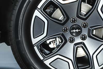 2025款 190KM四驱Max版-外观-图片-有驾