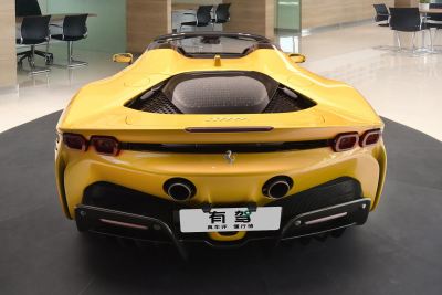 2021款 3.9T V8 Spider-外观-图片-有驾